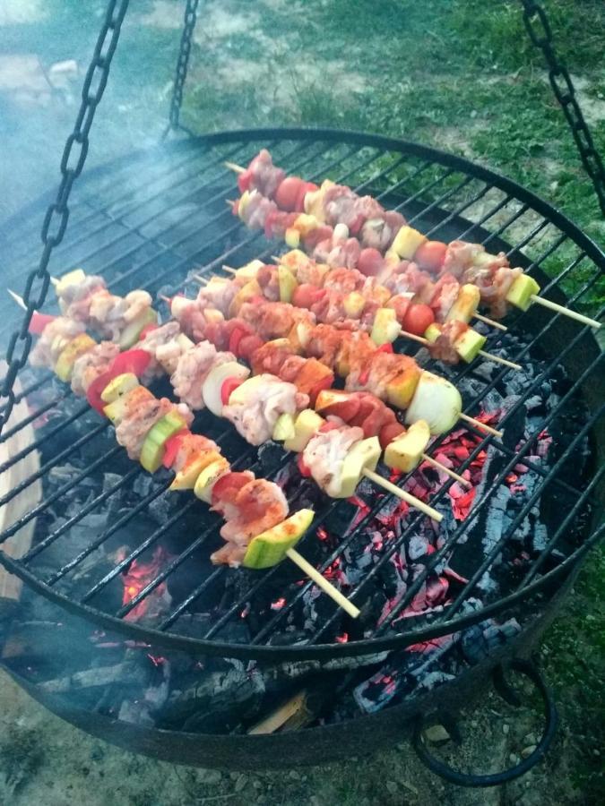 Domki W Bieszczadzkiej Dolinie Ustrzyki Dolne Luaran gambar