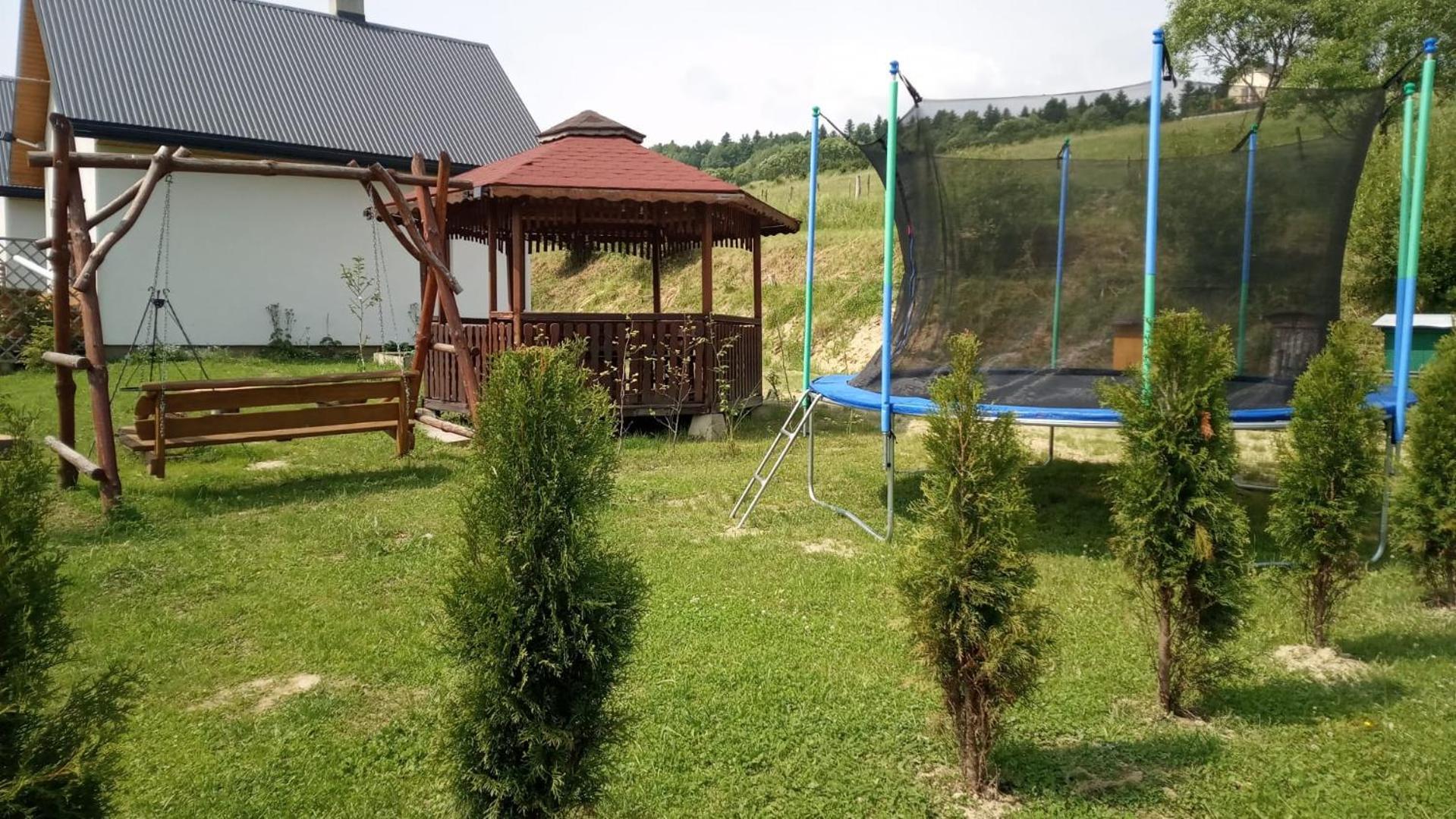 Domki W Bieszczadzkiej Dolinie Ustrzyki Dolne Luaran gambar
